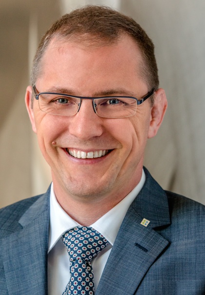 Ringo Wittig explains perfect care bed